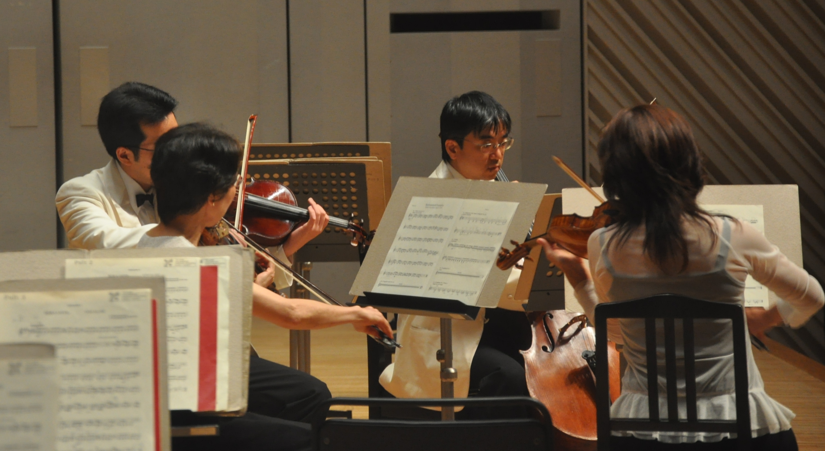 弦楽四重奏演奏中の様子。