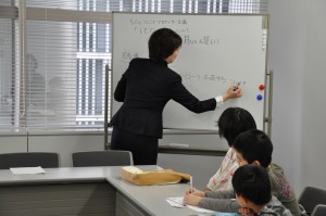 レセプショニストの野村さんです。