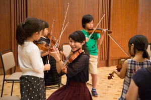 サントリーホール　　こども定期演奏会　提供