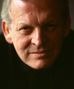 Sir Thomas Allen(C)Sussie Ahlburg