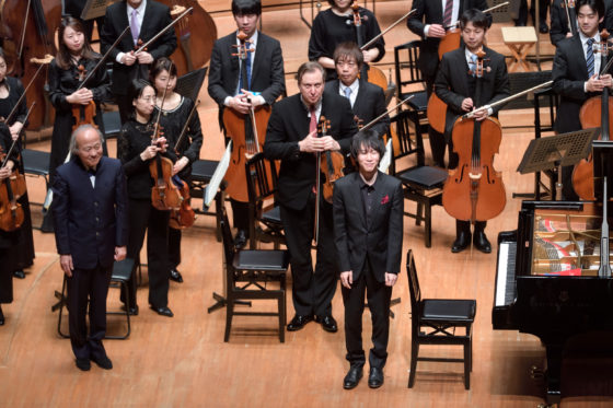 【写真】拍手を受ける北村さん