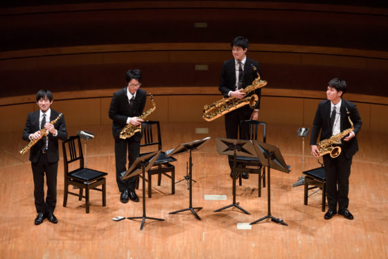 【写真】拍手を受けるメンバー