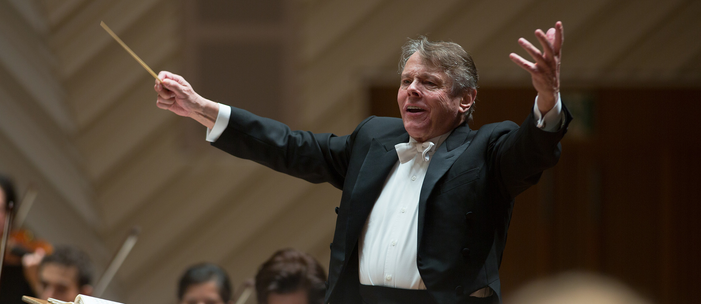 Marris Jansons conducting