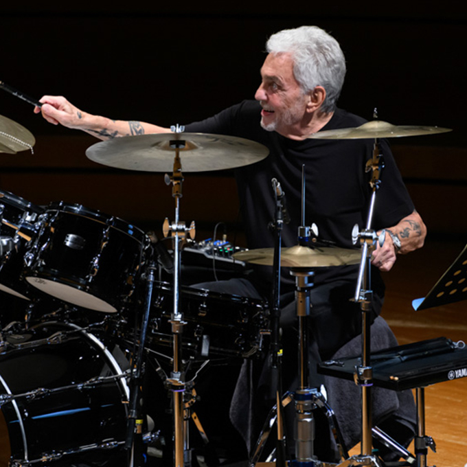 ドラマー Steve Gadd (スティーヴ・ガッド)
